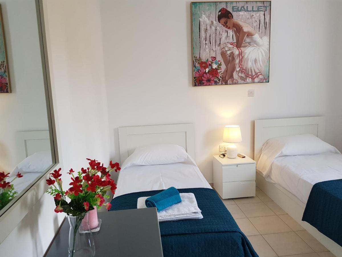 Paphos Paradise Gardens IV 2 Bd Amazing Apartment מראה חיצוני תמונה