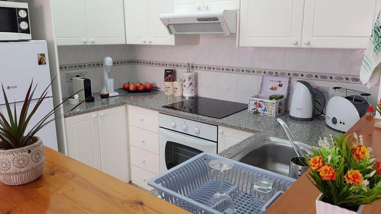 Paphos Paradise Gardens IV 2 Bd Amazing Apartment מראה חיצוני תמונה