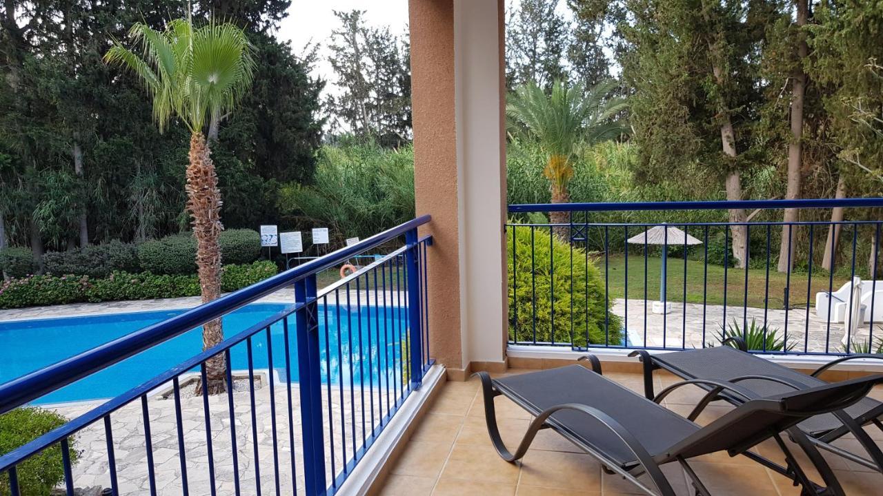 Paphos Paradise Gardens IV 2 Bd Amazing Apartment מראה חיצוני תמונה