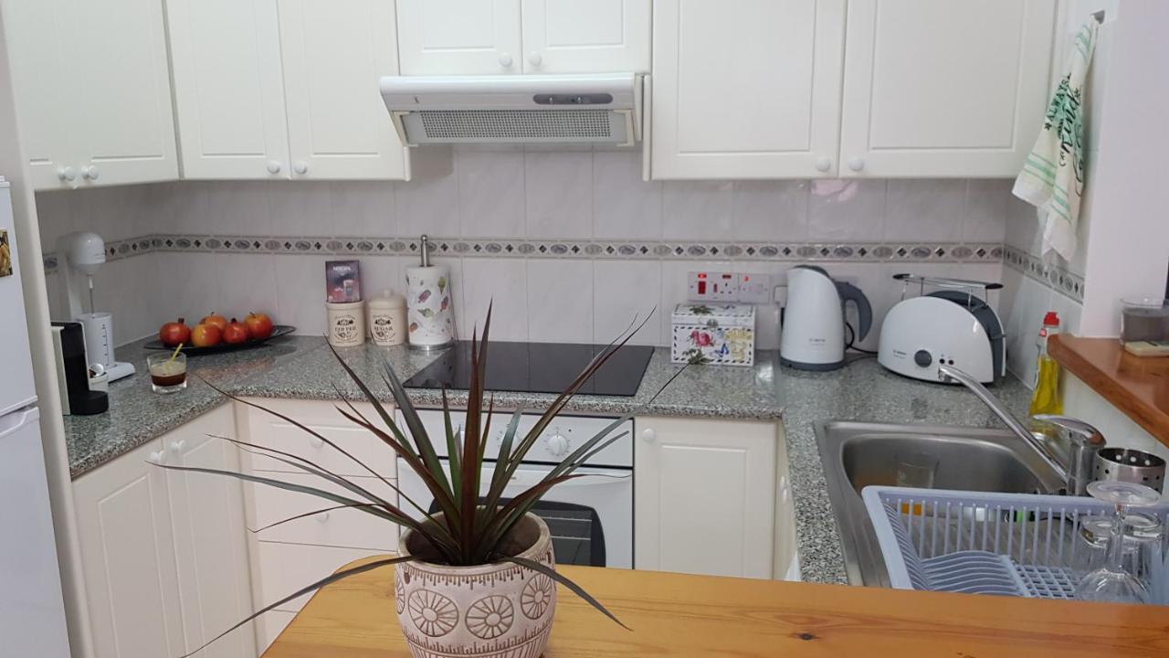 Paphos Paradise Gardens IV 2 Bd Amazing Apartment מראה חיצוני תמונה