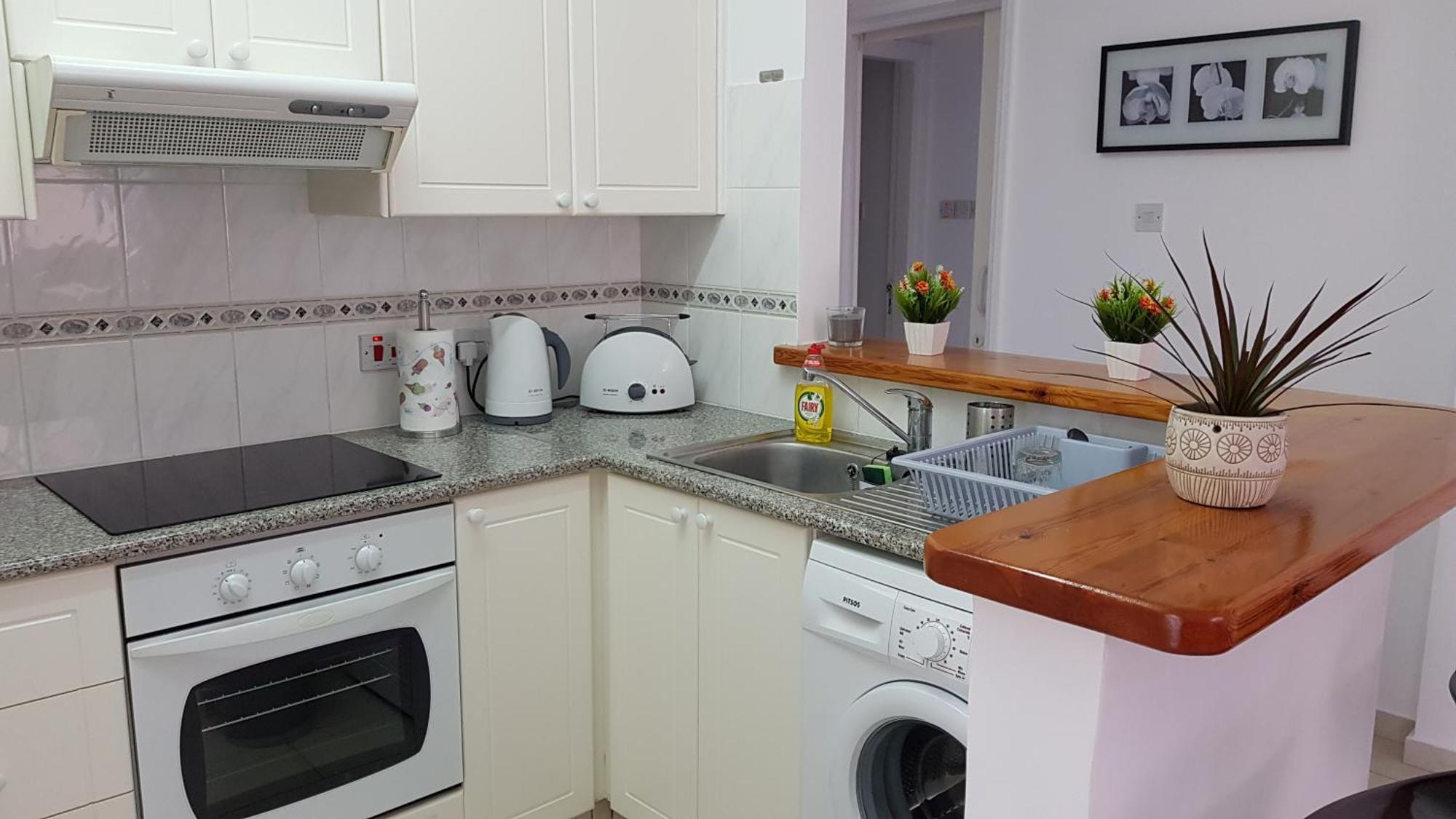 Paphos Paradise Gardens IV 2 Bd Amazing Apartment מראה חיצוני תמונה